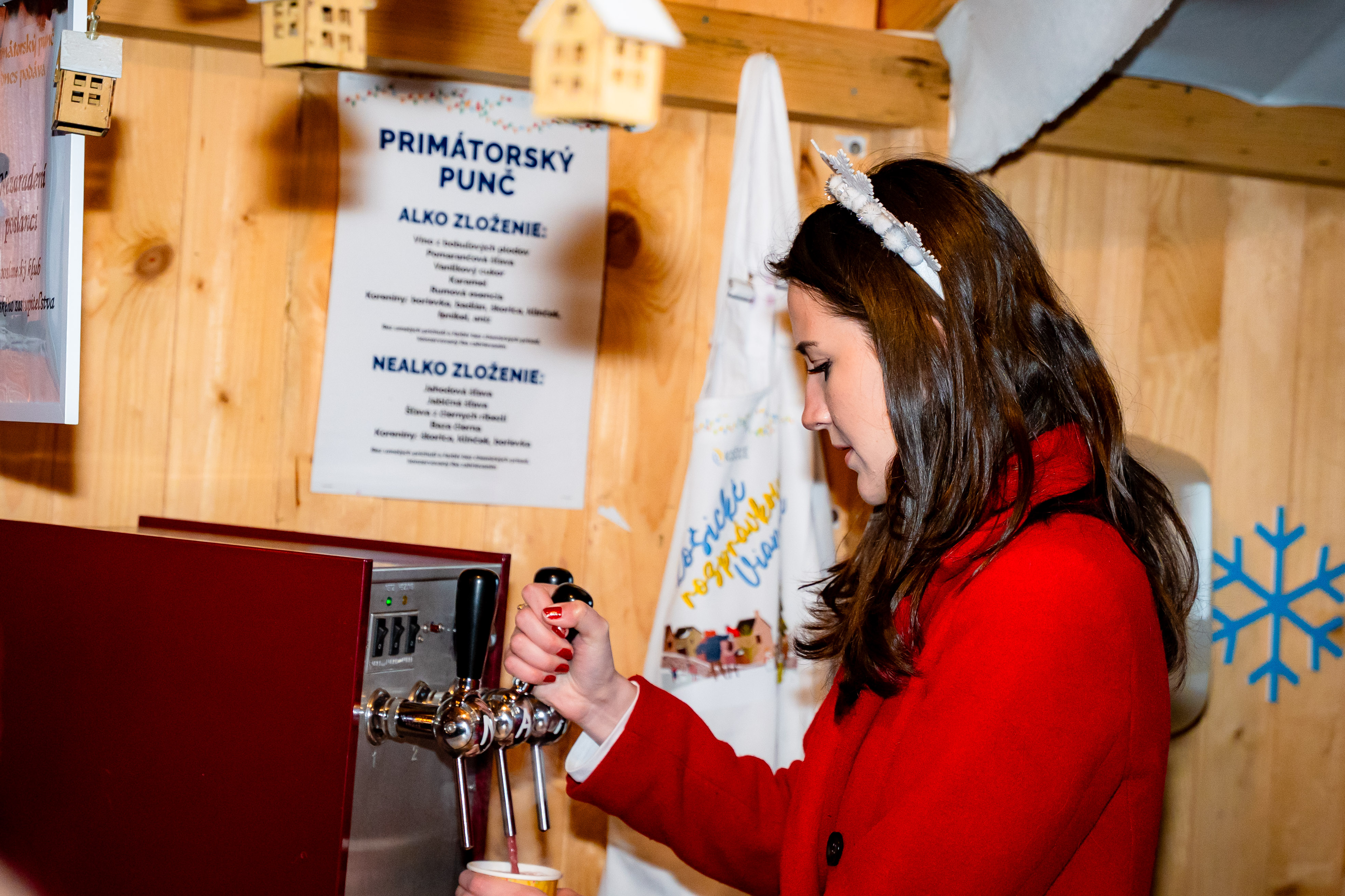 VIANOCNA TELEVIZNA REGINA-11